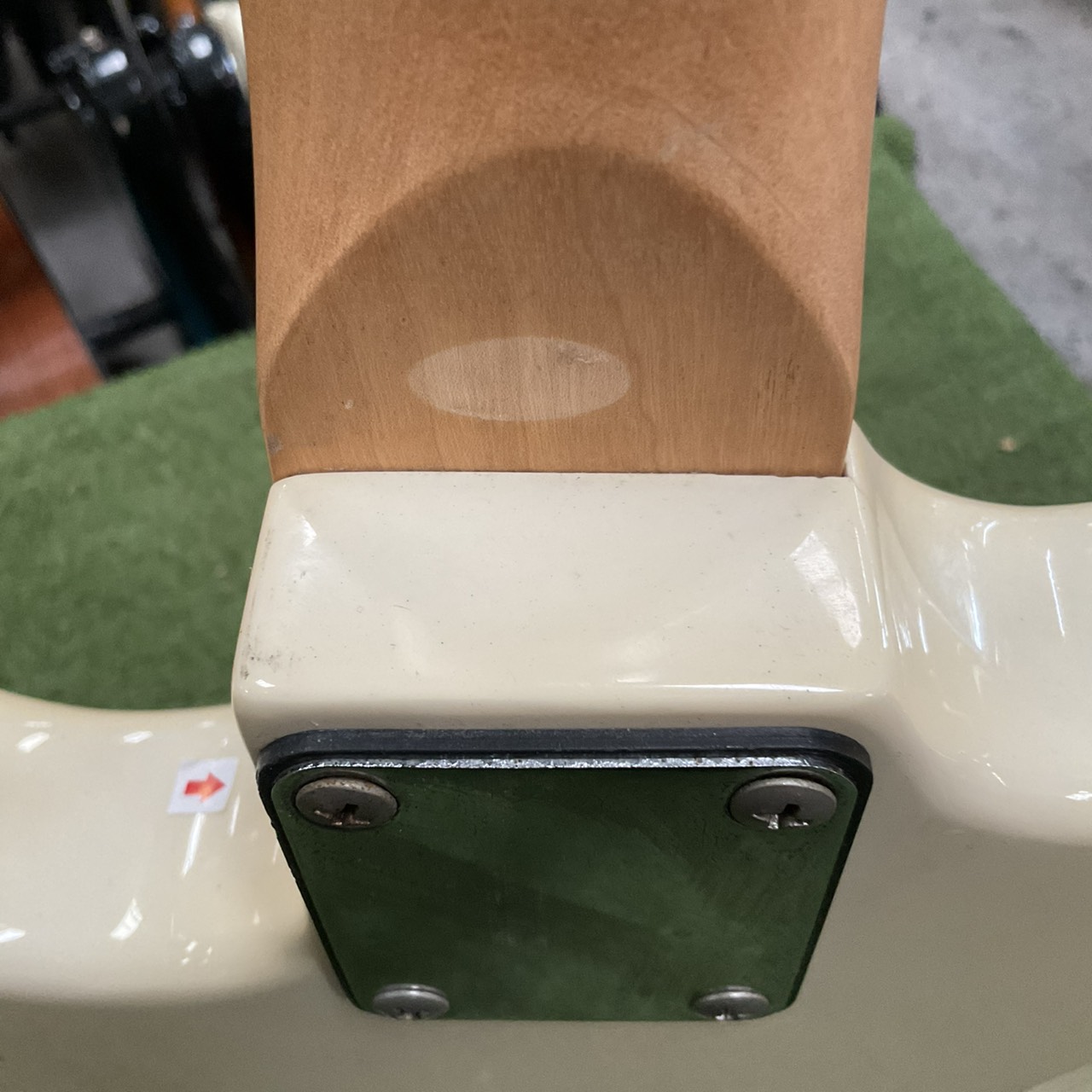 กีต้าร์ไฟฟ้า SELDER