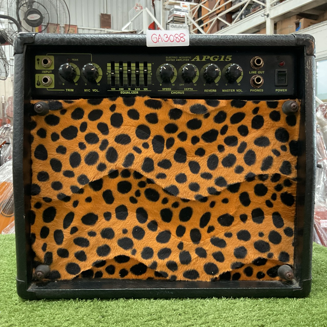 แอมป์กีต้าร์ YAMAHA : APG15