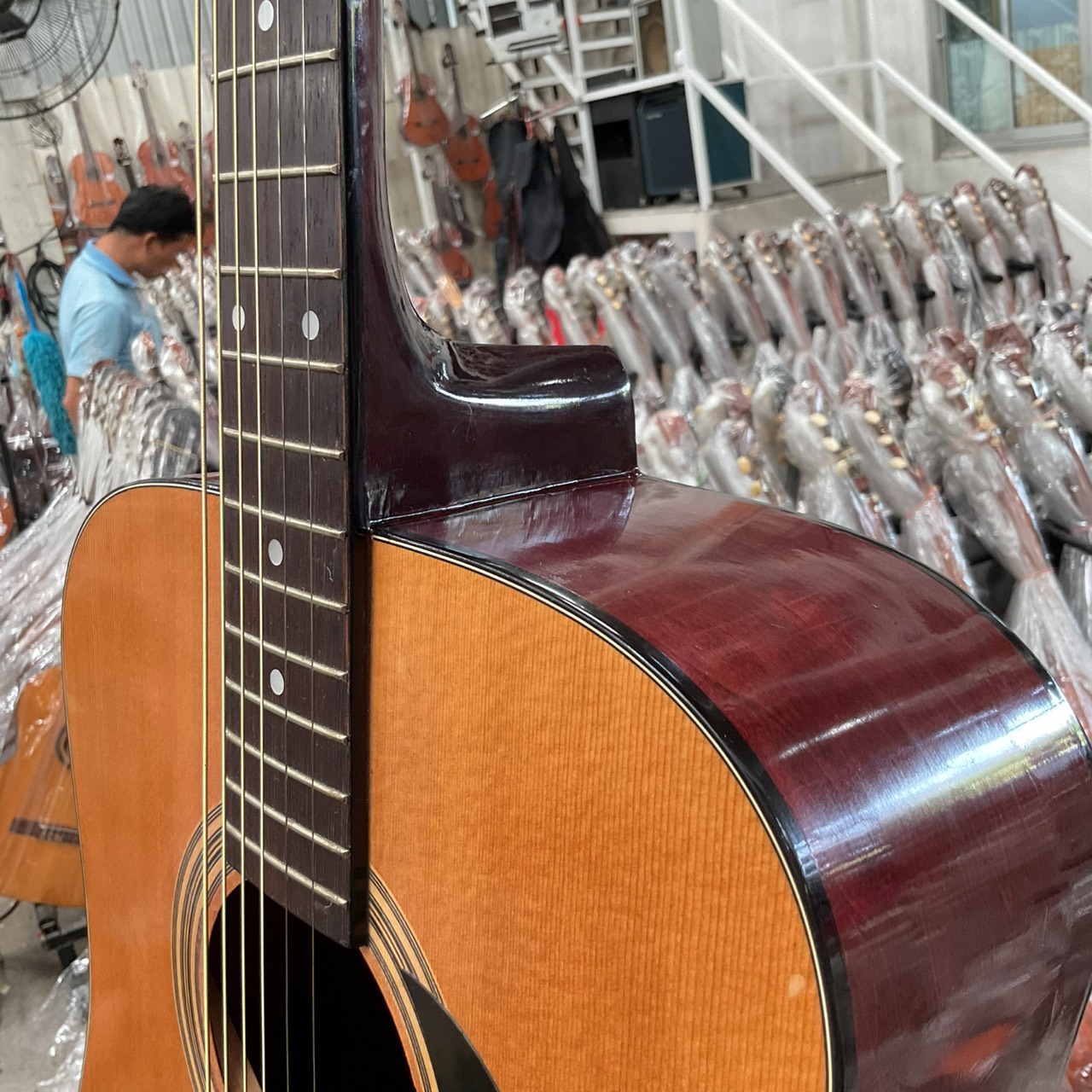 กีต้าร์โปร่ง 9nui : W130