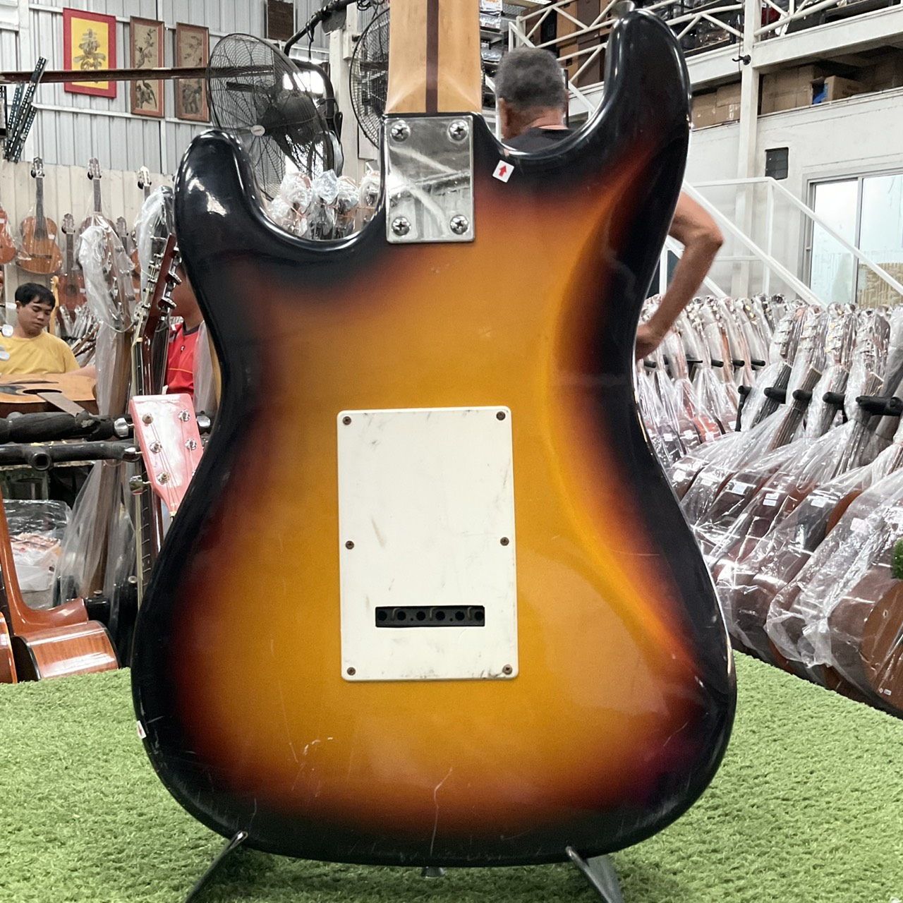 กีต้าร์ไฟฟ้า Flavor