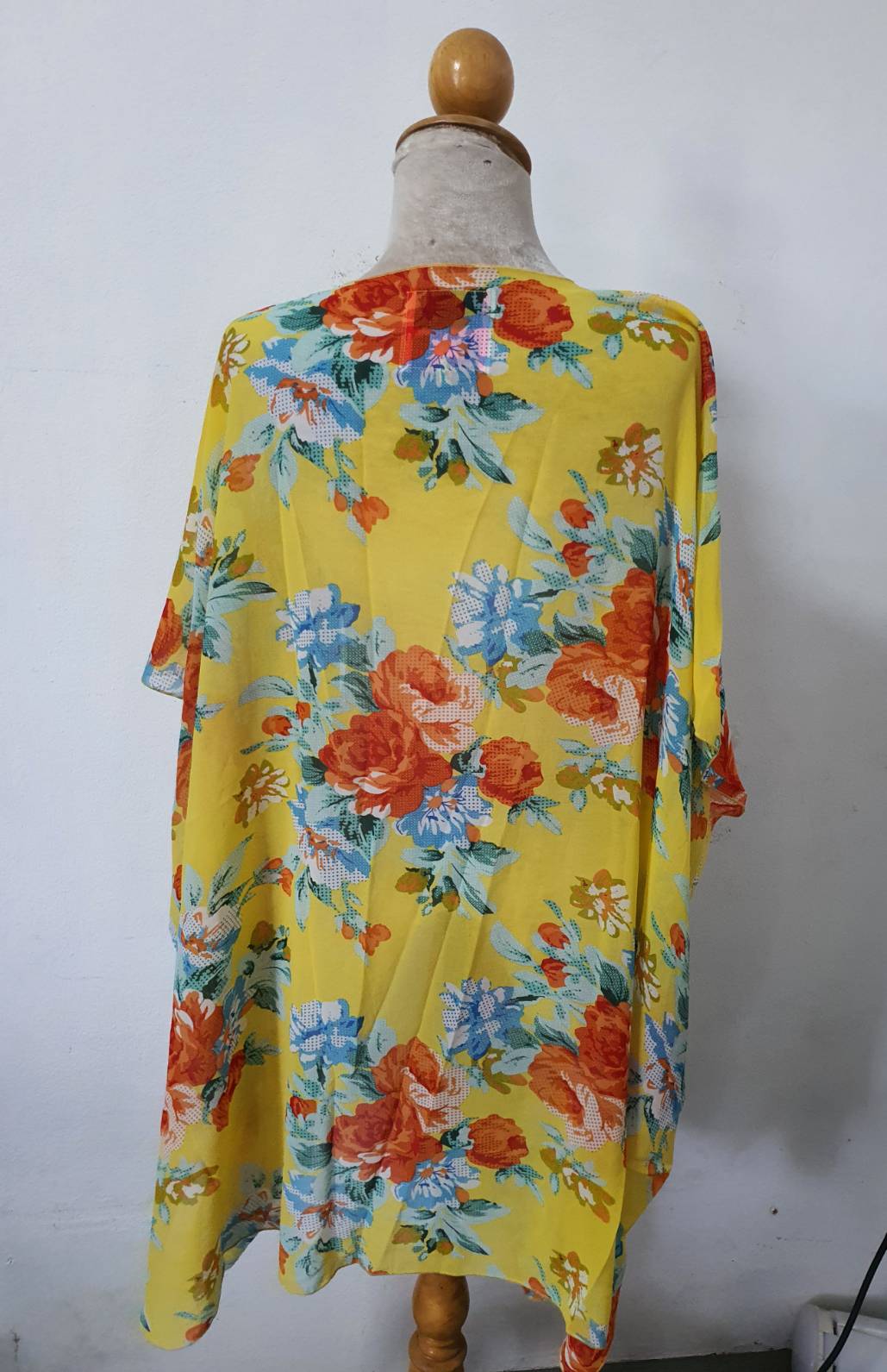 FF06384 เสื้อคลุมมือสอง ชีฟอง สีเหลือง Body อก free