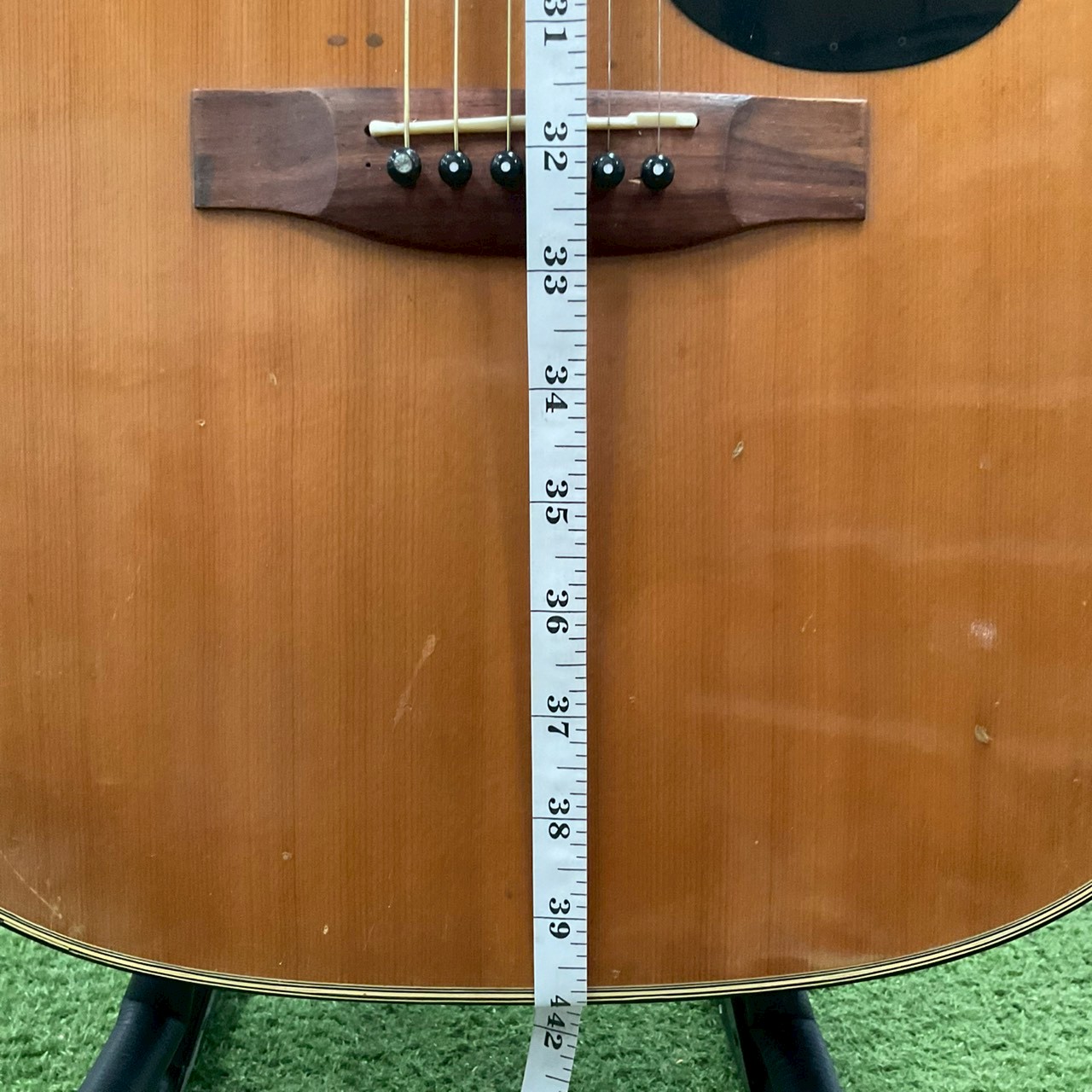 กีต้าร์โปร่ง Aria : F-130