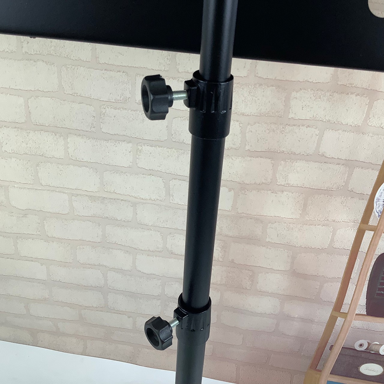 ขาตั้งสำหรับวางโน๊ตดนตรี รุ่น SA-002