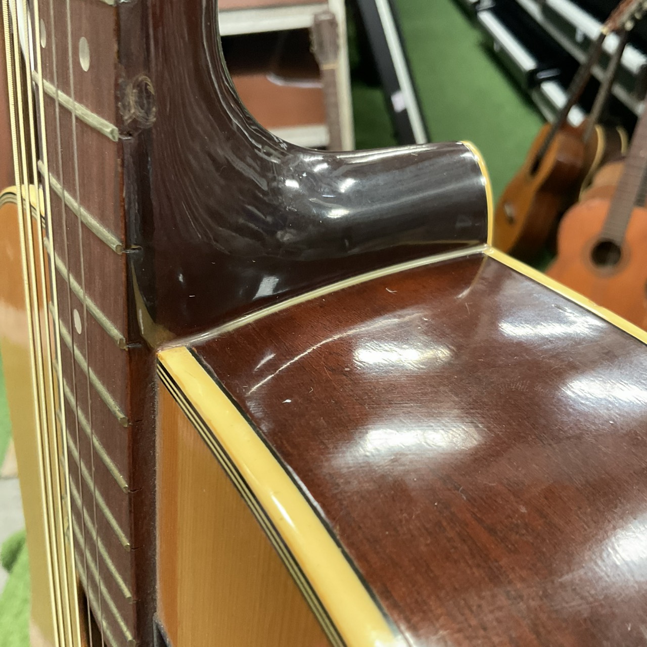 กีต้าร์โปร่ง YAMAHA : FG-151