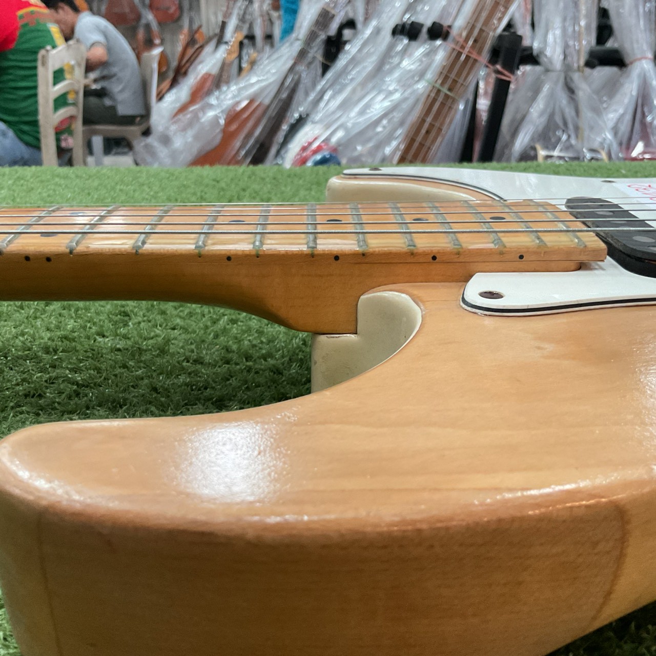 กีต้าร์ไฟฟ้า GRECO