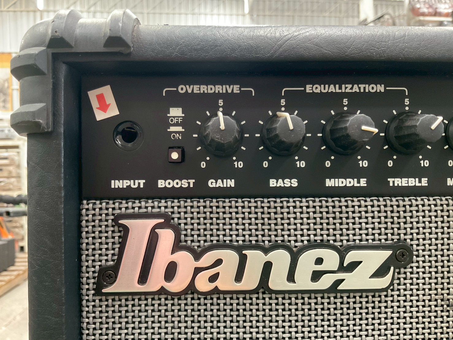 แอมป์กีต้าร์ Ibanez : IBZ10
