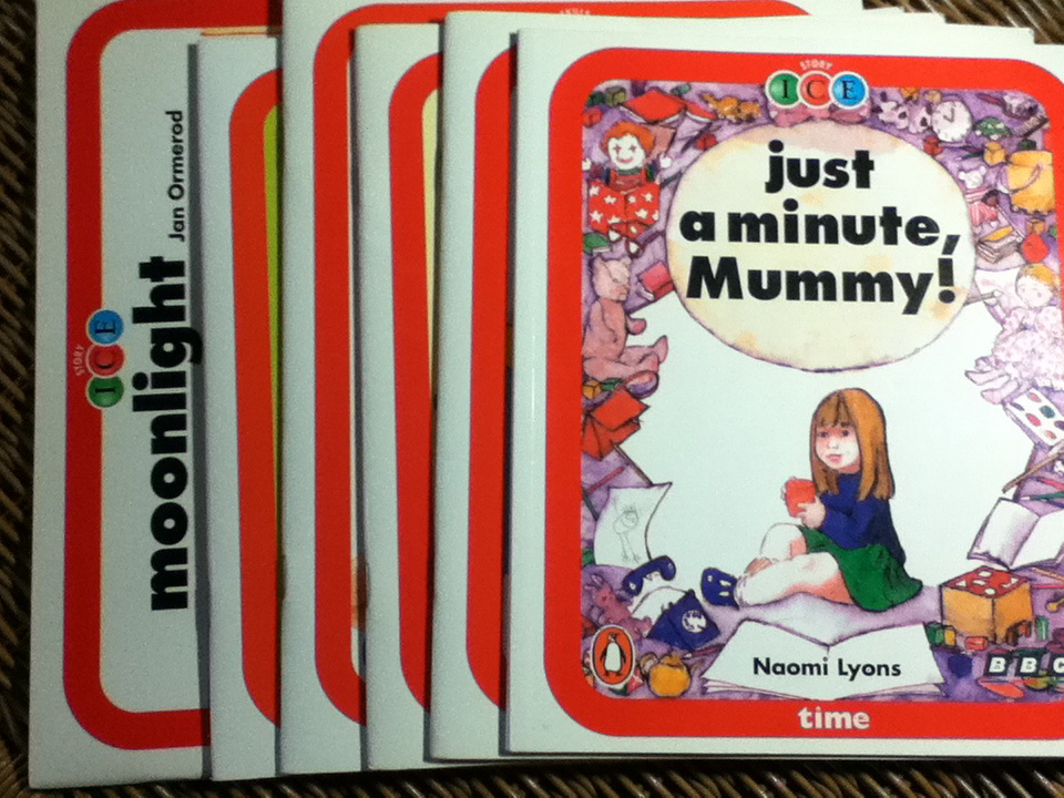 หนังสือฝึกอ่านและฝึกการเรียนรู้สำหรับเด็กเล็ก 6 เล่ม