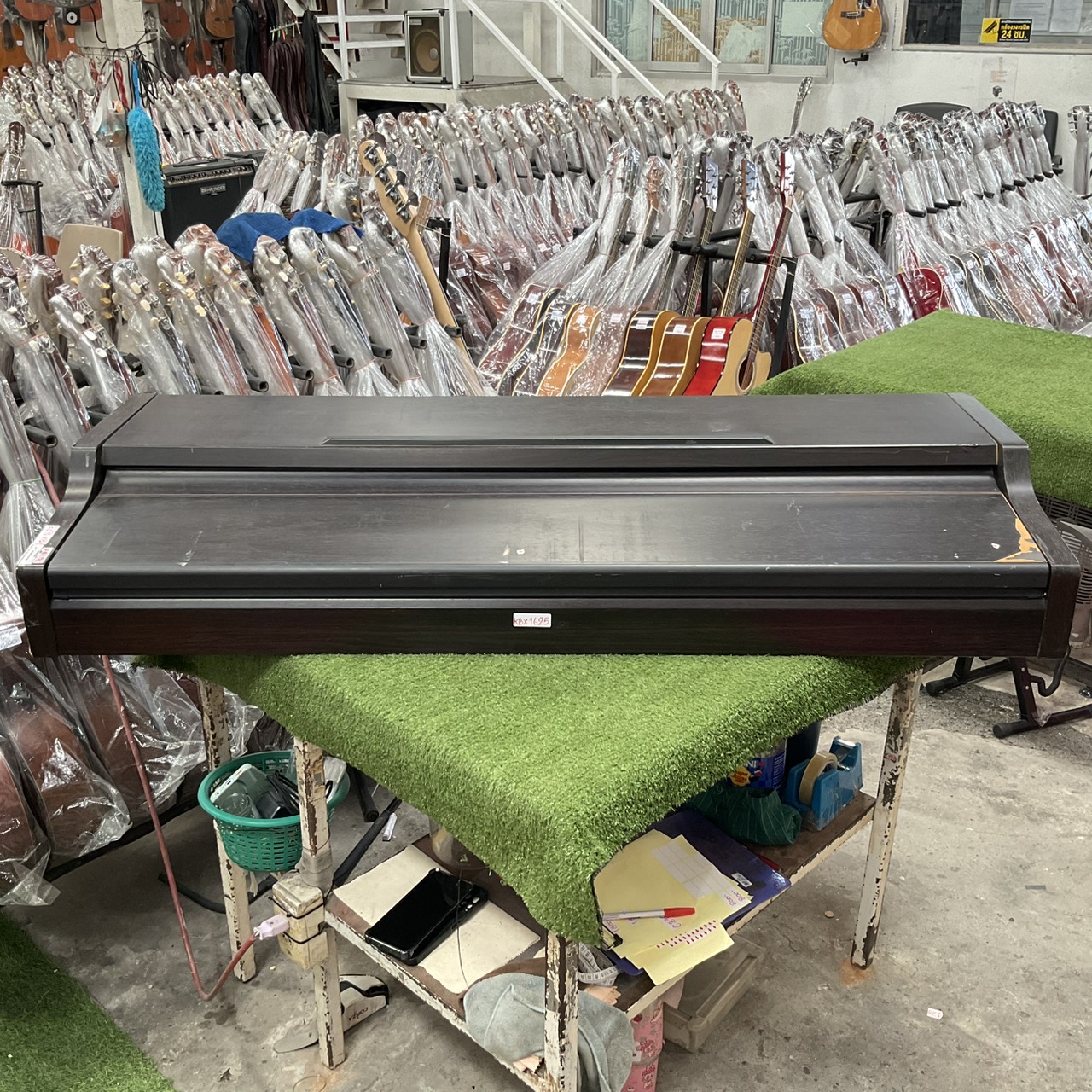 เปียโน YAMAHA : CLP-820 สินค้าไม่พร้อมใช้งาน (ต้องซ่อม)