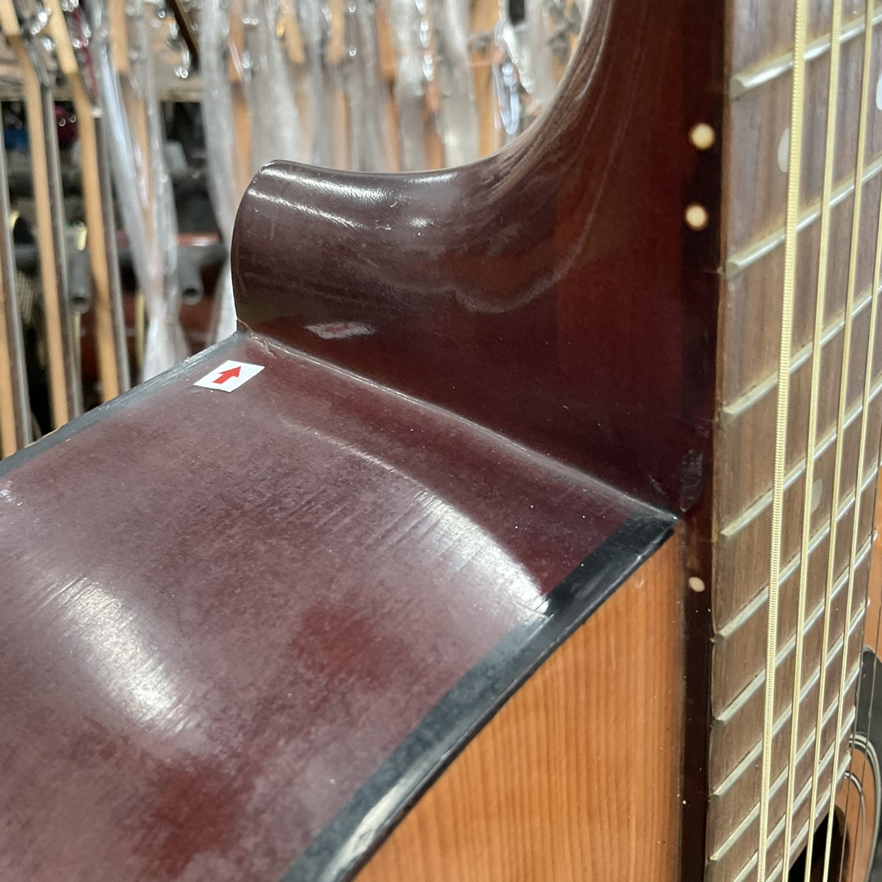 กีต้าร์โปร่ง YAMAHA : F-330J