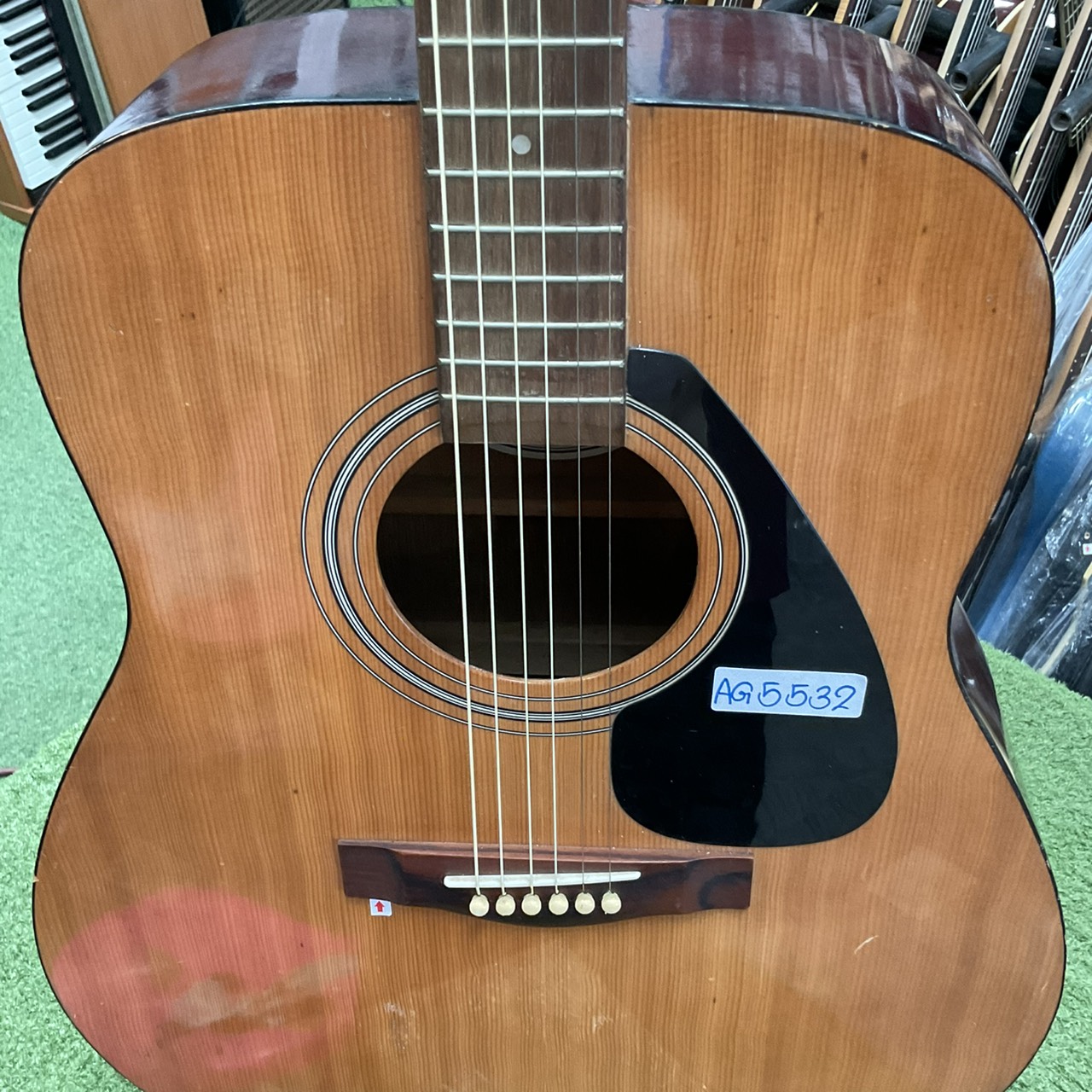 กีต้าร์โปร่ง YAMAHA : F-330J