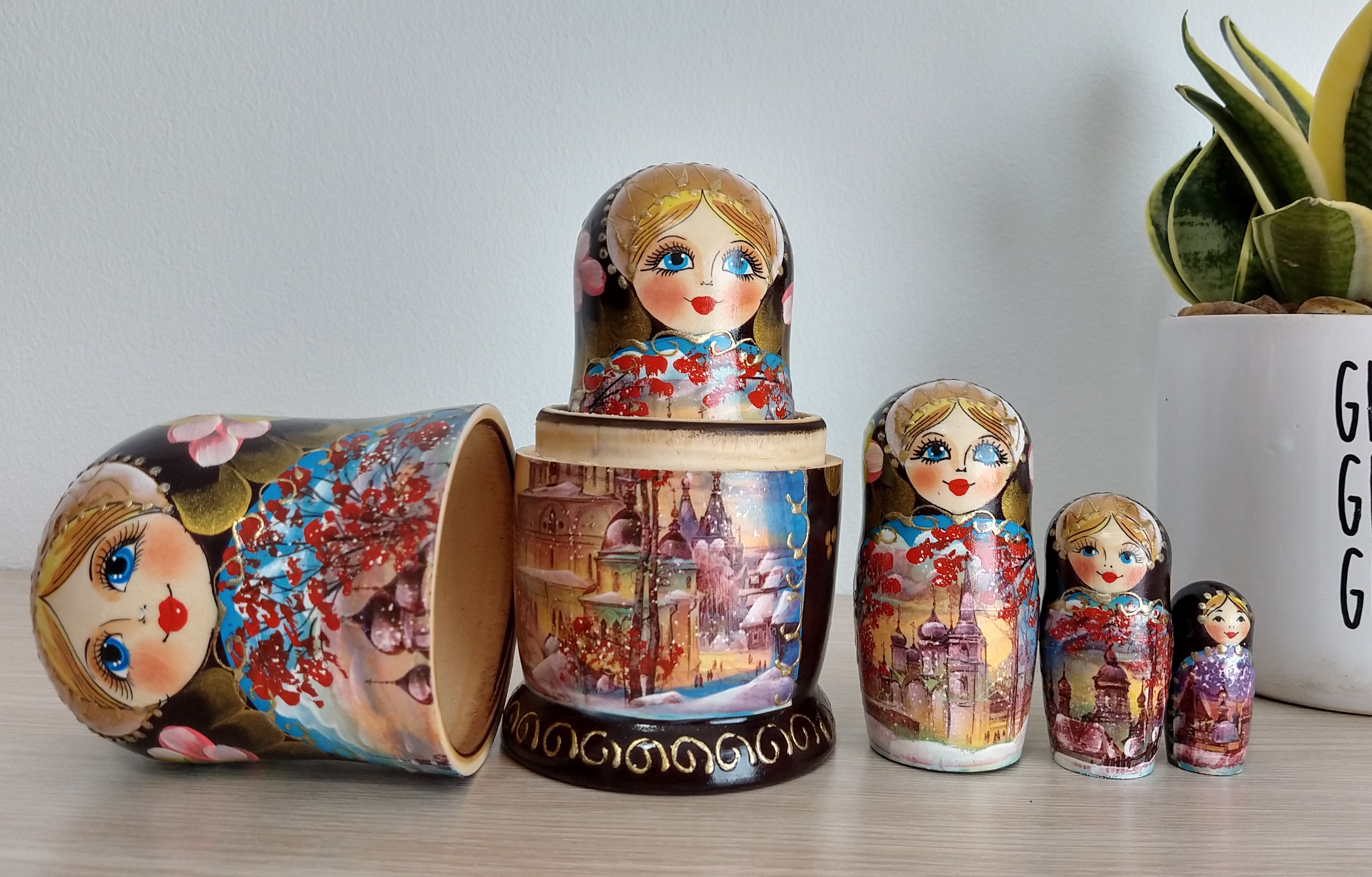 ตุ๊กตาแม่ลูกดกรัสเซีย (Matryoshka) - Premium Doll From Russia With Love "Russian Churches"