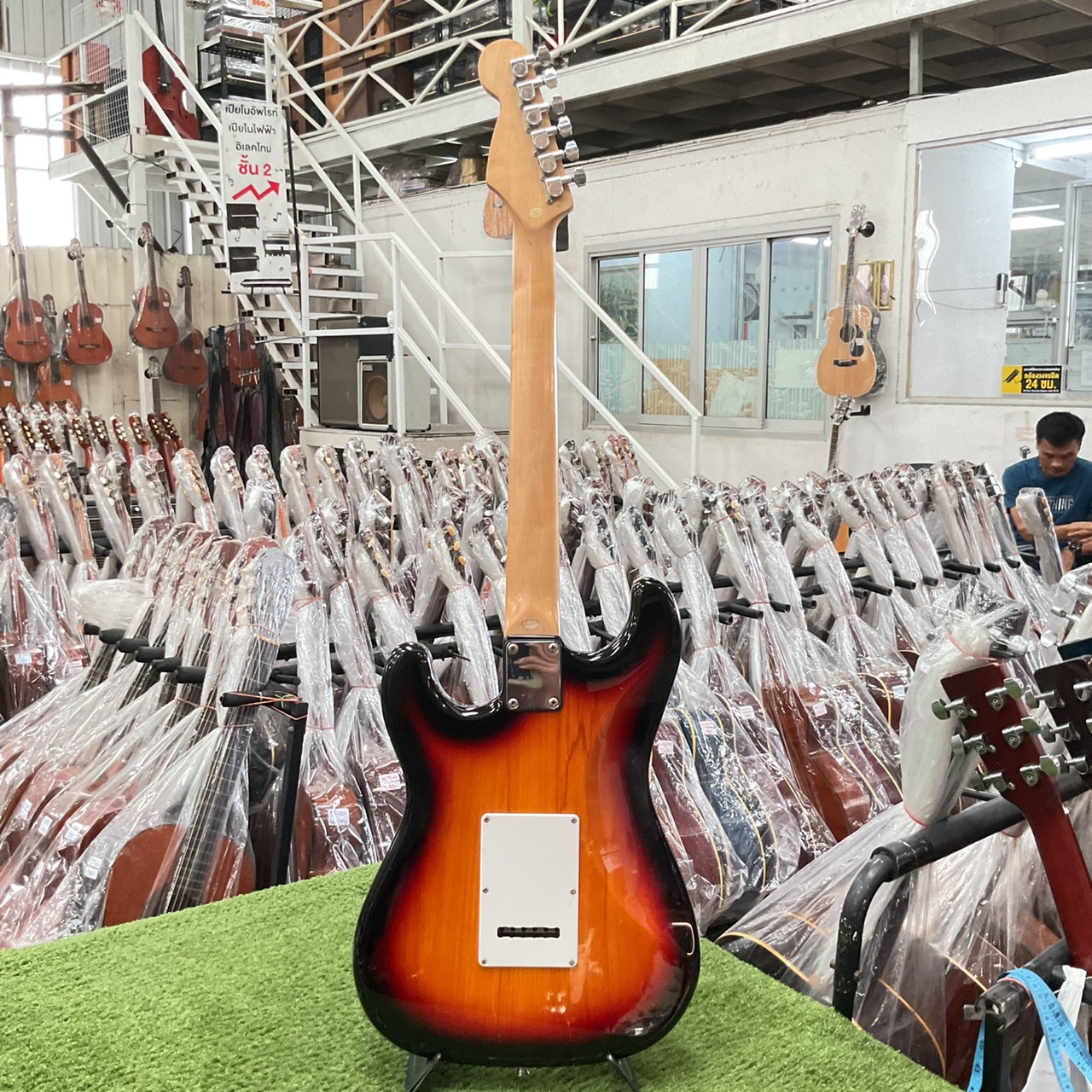 กีต้าร์ไฟฟ้า SELDER