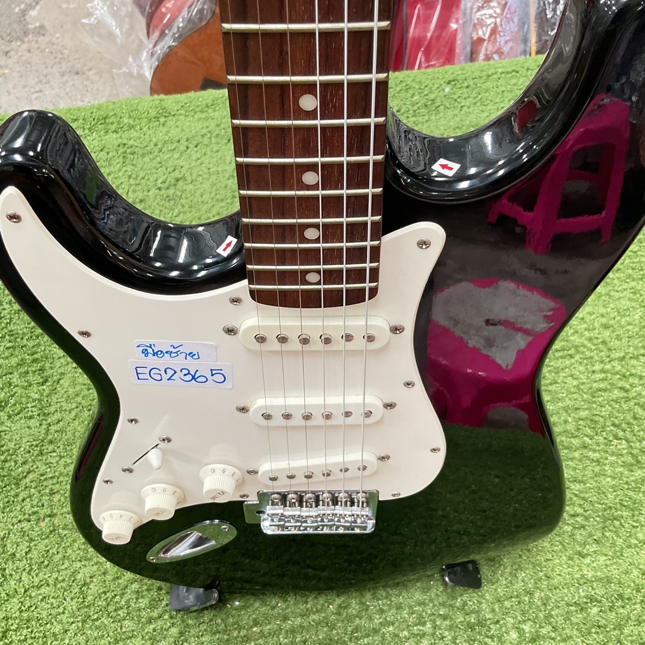 กีต้าร์ไฟฟ้า PHOTO GENIC (มือซ้าย)