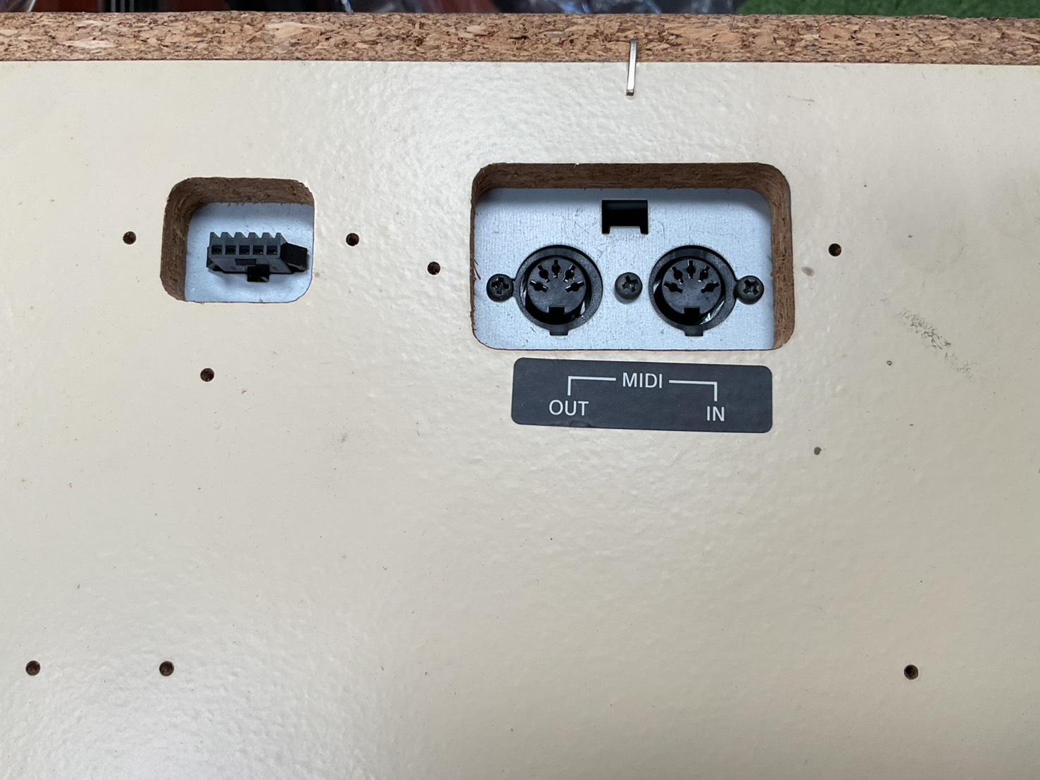 เปียโน CASIO : AP-400 สินค้าไม่พร้อมใช้งาน (ต้องซ่อม)