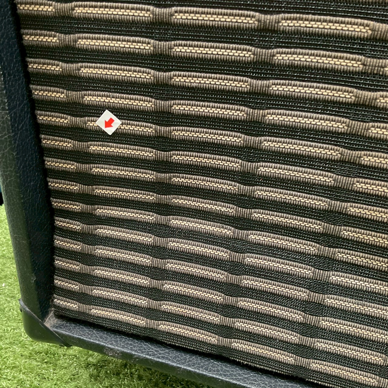 แอมป์กีต้าร์ YAMAHA : J-35