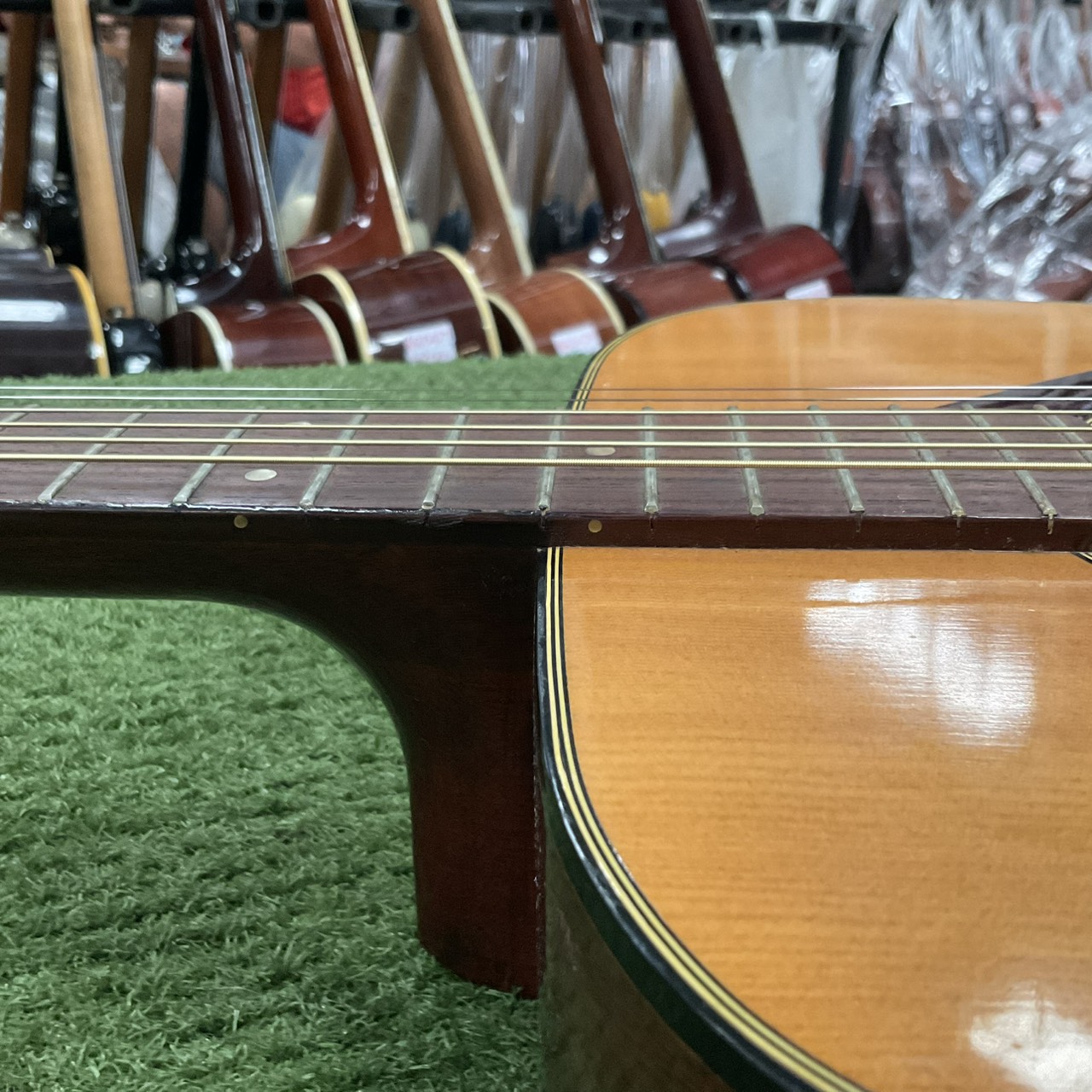 กีต้าร์โปร่ง YAMAHA : FG-160