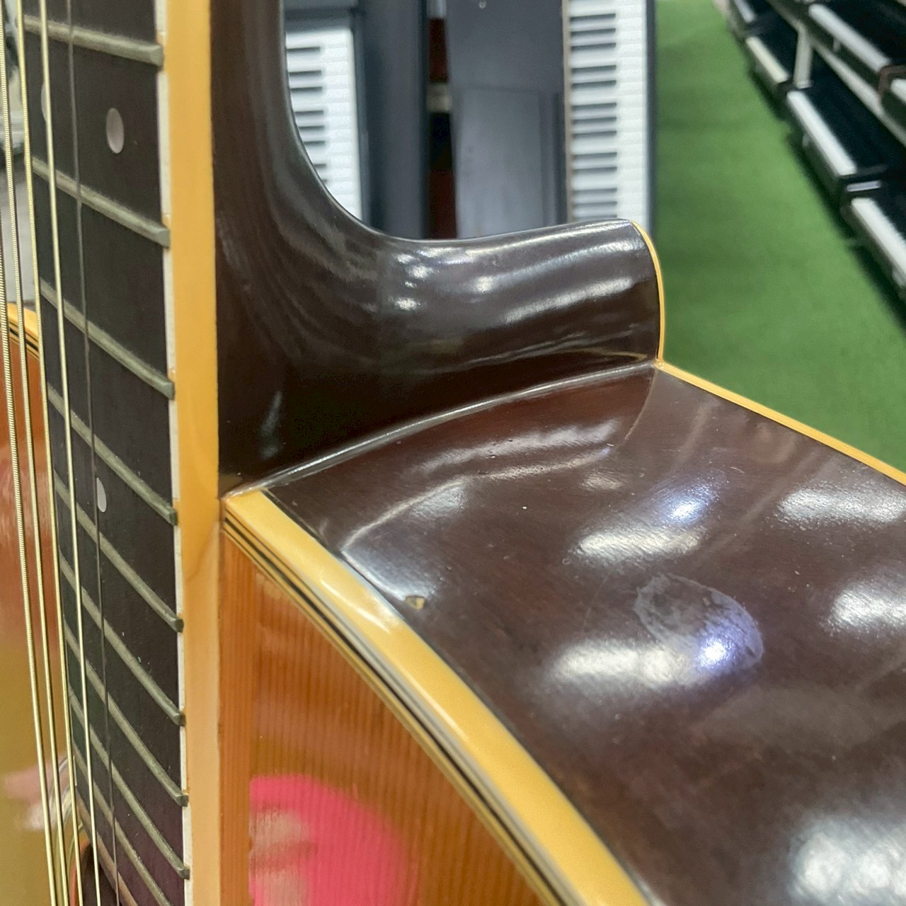 กีต้าร์โปร่ง YAMAHA : FG-201B