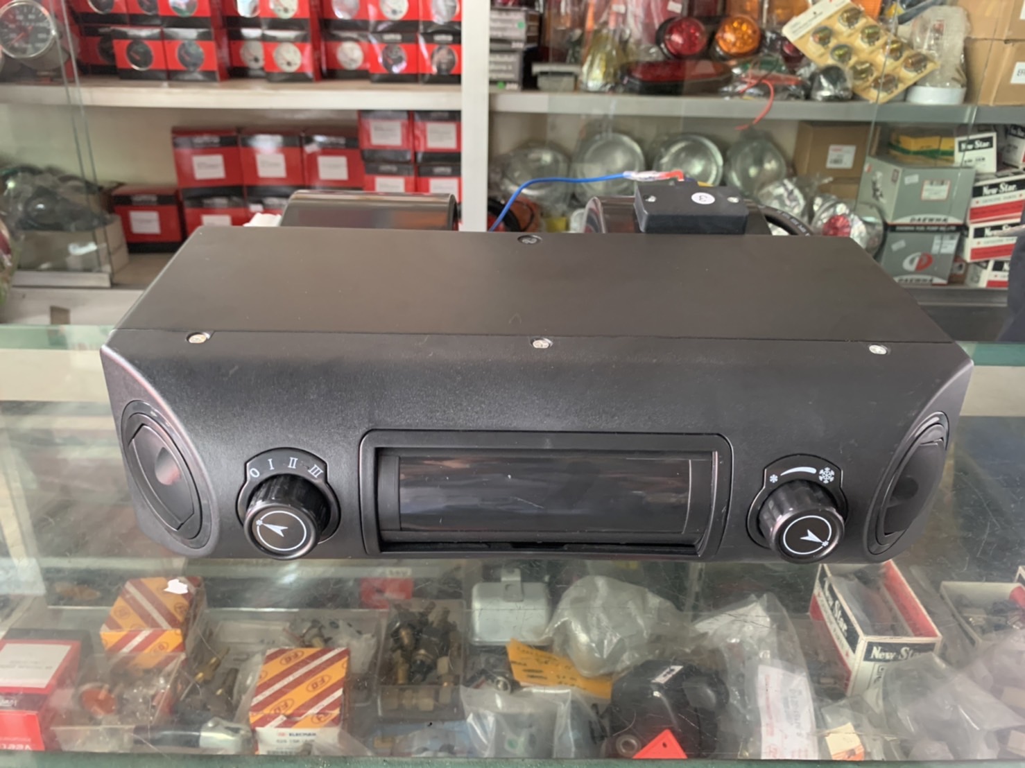 ตู้แอร์แขวน 12V 24V แบบเทเปอร์ โอริง