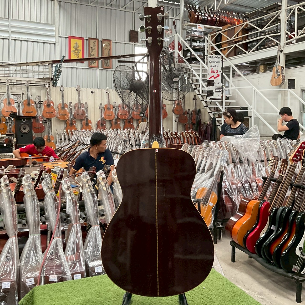 กีต้าร์โปร่ง YAMAHA : FG-202B