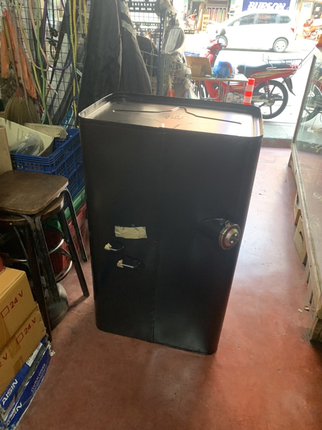 ถังน้ำมันรถบรรทุก 60 80 100 150 200 ลิตร