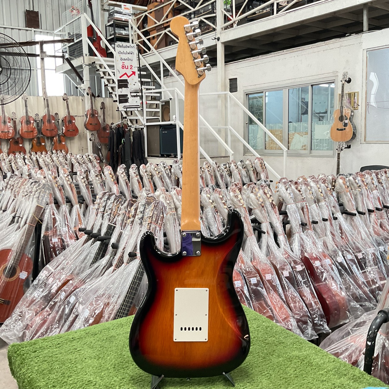 กีต้าร์ไฟฟ้า PhotoGenic