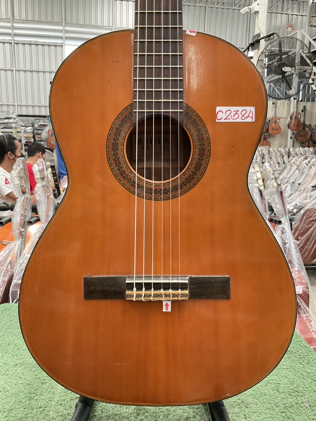 กีต้าร์คลาสสิค ZEN-ON GUT : No.90