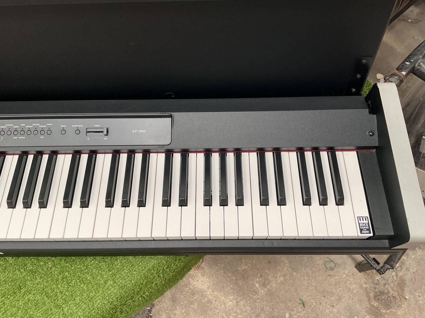 เปียโน KORG : LP-350 สินค้าไม่พร้อมใช้งาน (ต้องซ่อม)