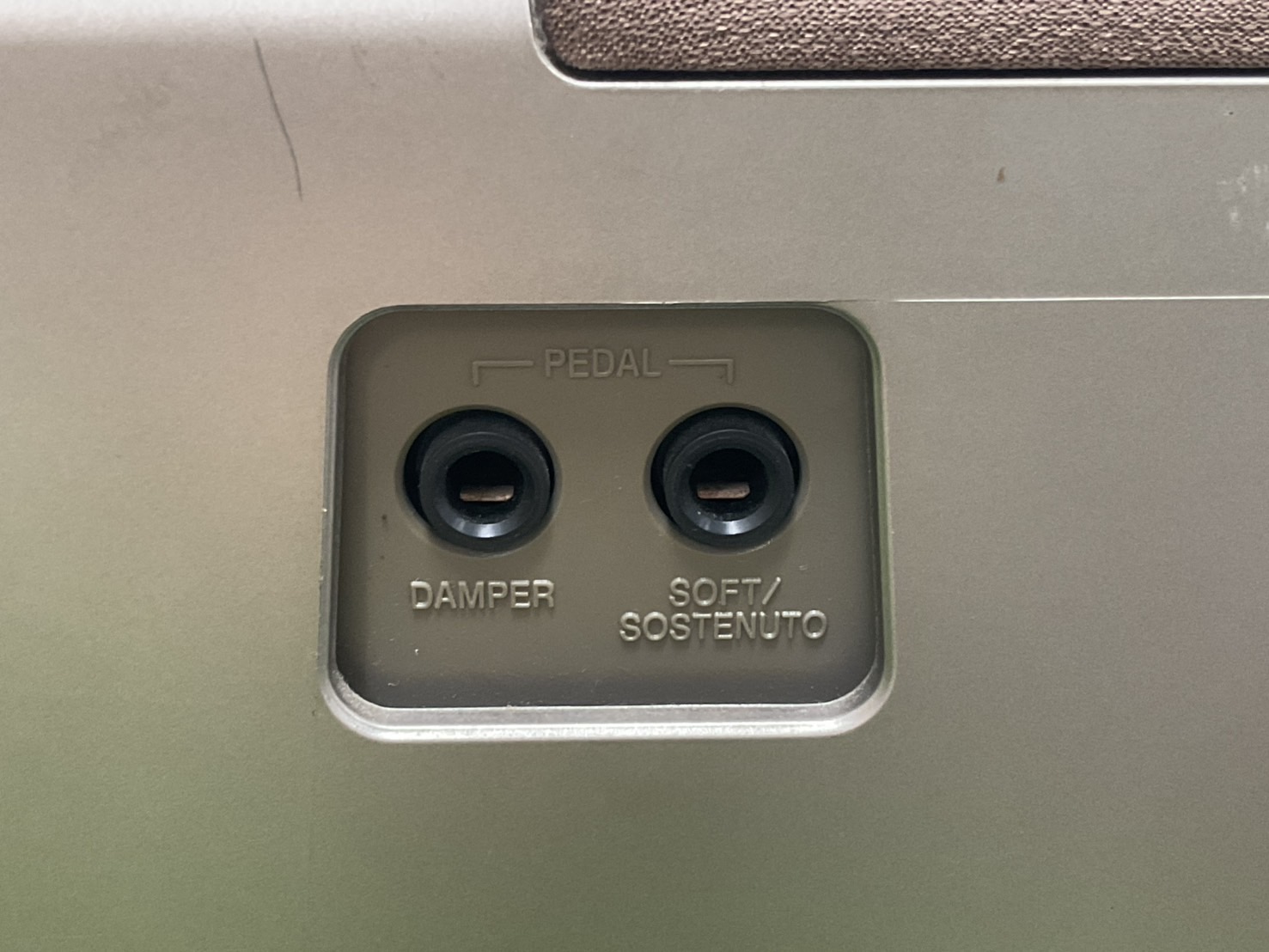 เปียโน CASIO : PX-100 สินค้าไม่พร้อมใช้งาน (ต้องซ่อม)