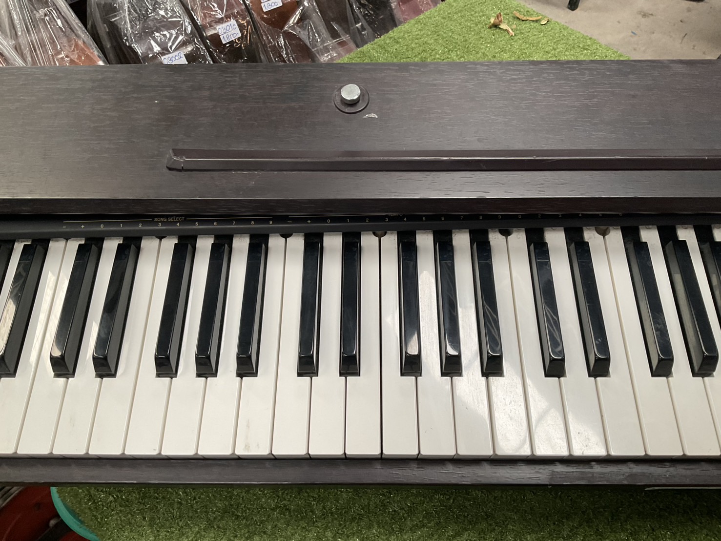 เปียโน CASIO : PX-700 สินค้าไม่พร้อมใช้งาน (ต้องซ่อม)