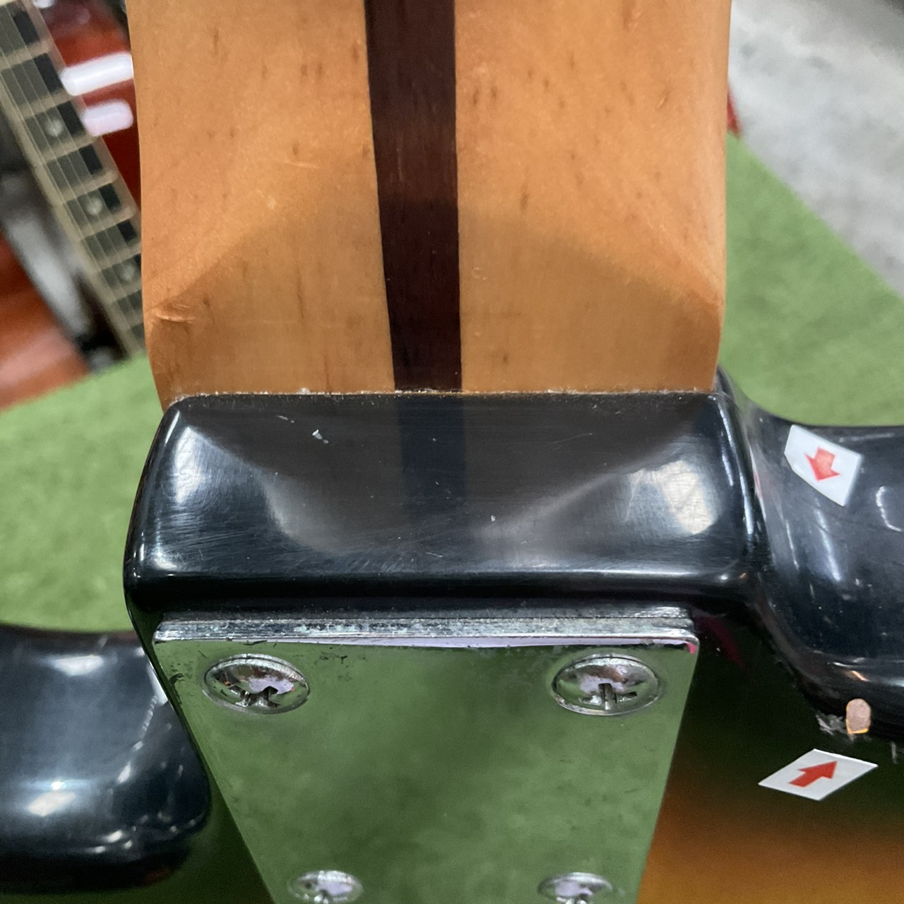 กีต้าร์ไฟฟ้า Flavor