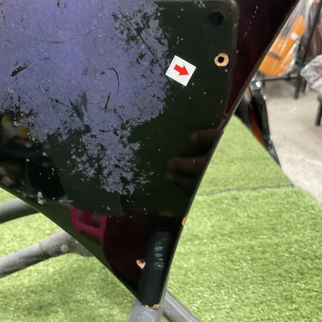 กีต้าร์เบส M