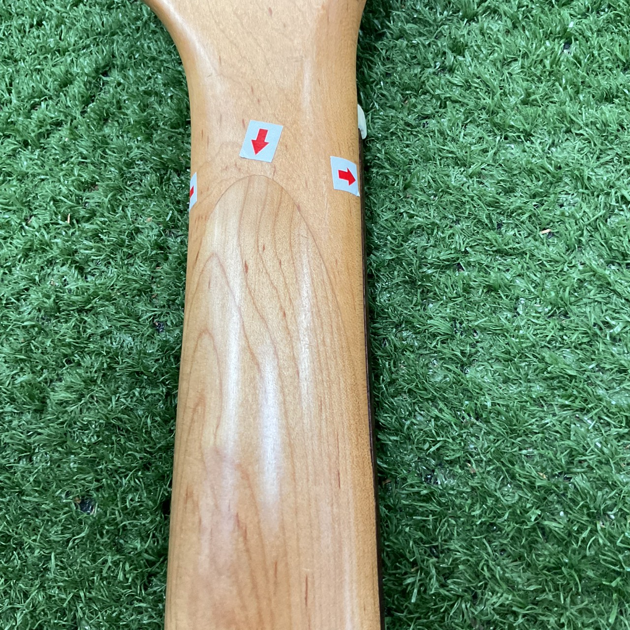 กีต้าร์เบส BUSKER'S