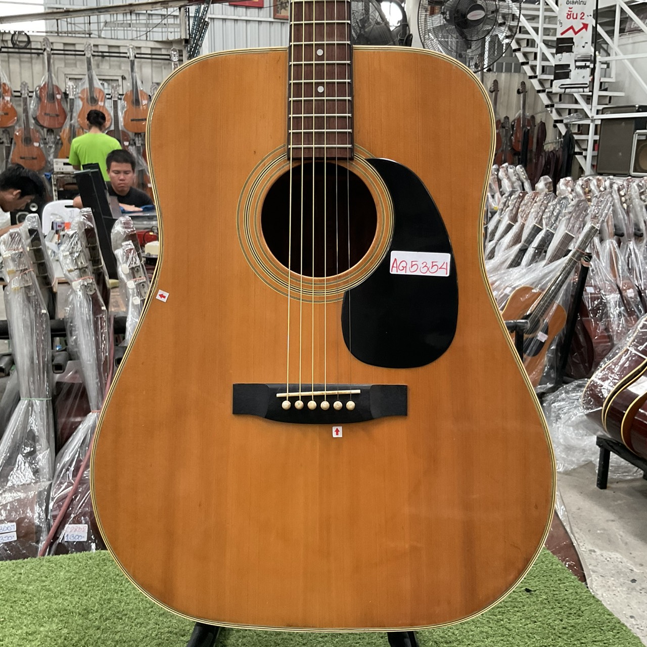 กีต้าร์โปร่ง Gilbert : SK-20