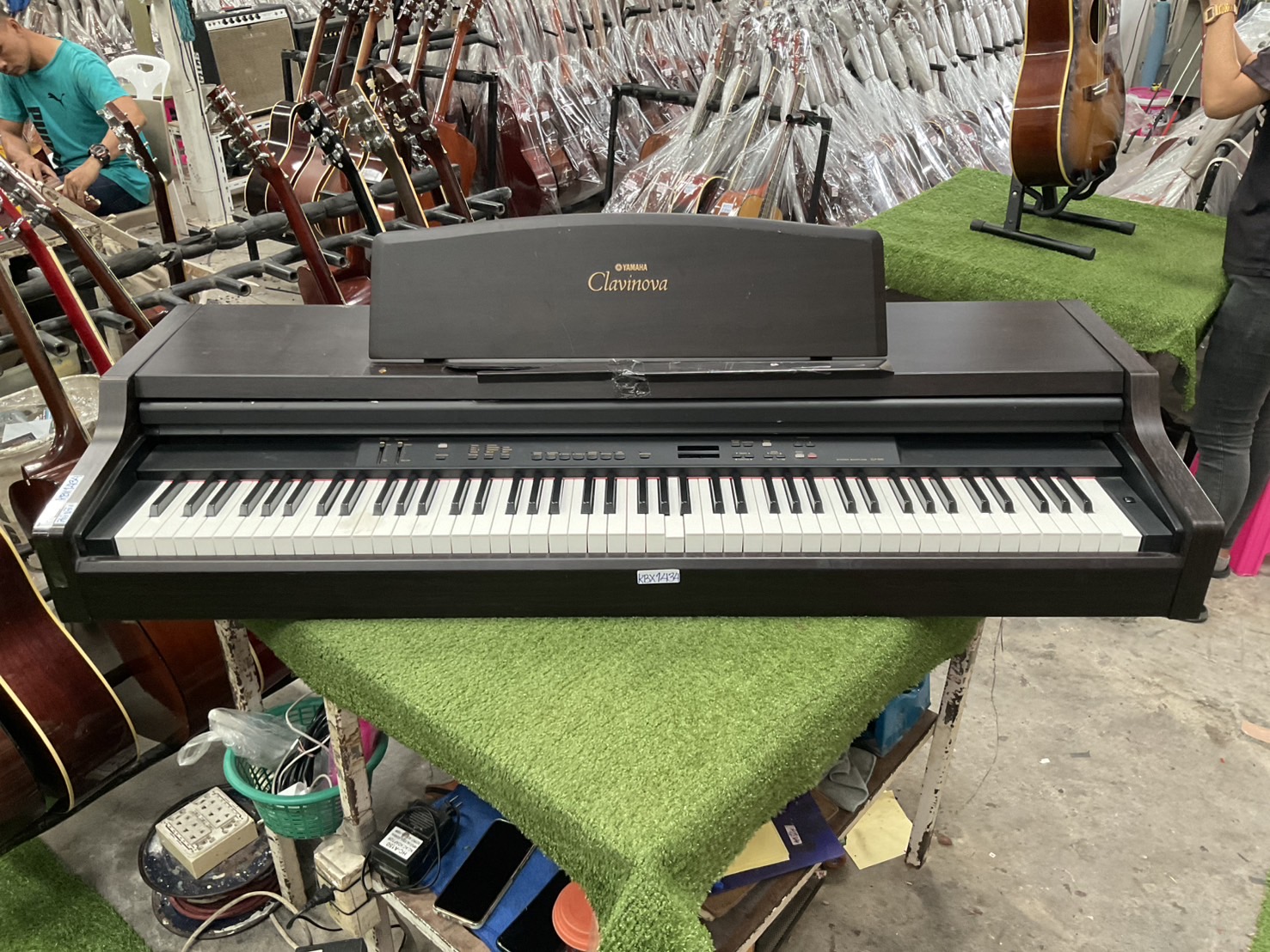 เปียโน YAMAHA : CLP-840 สินค้าไม่พร้อมใช้งาน (ต้องซ่อม)