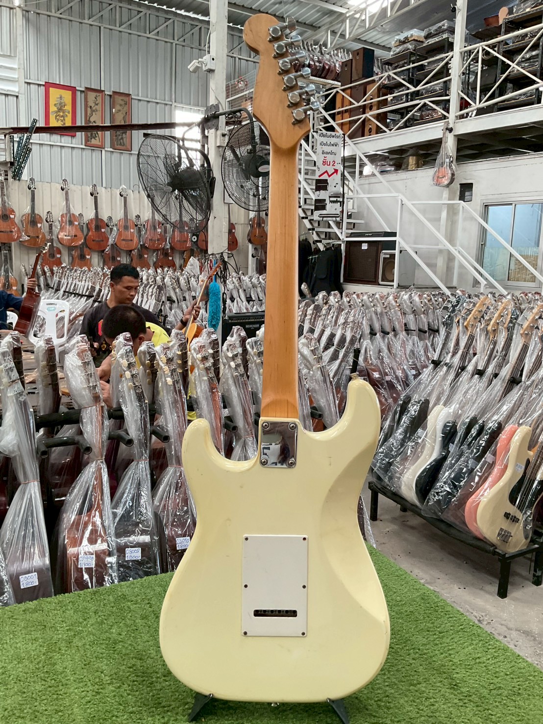 กีต้าร์ไฟฟ้า PhotoGenic