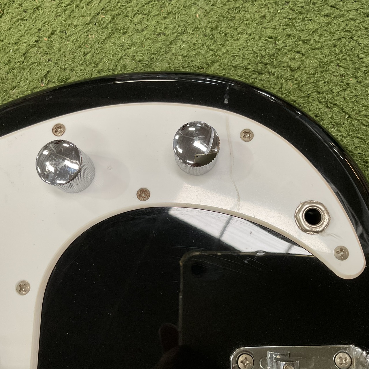 กีต้าร์เบส BUSKER'S