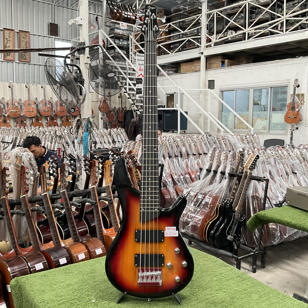 กีต้าร์เบส Sni jer (Gion) - 5 สาย