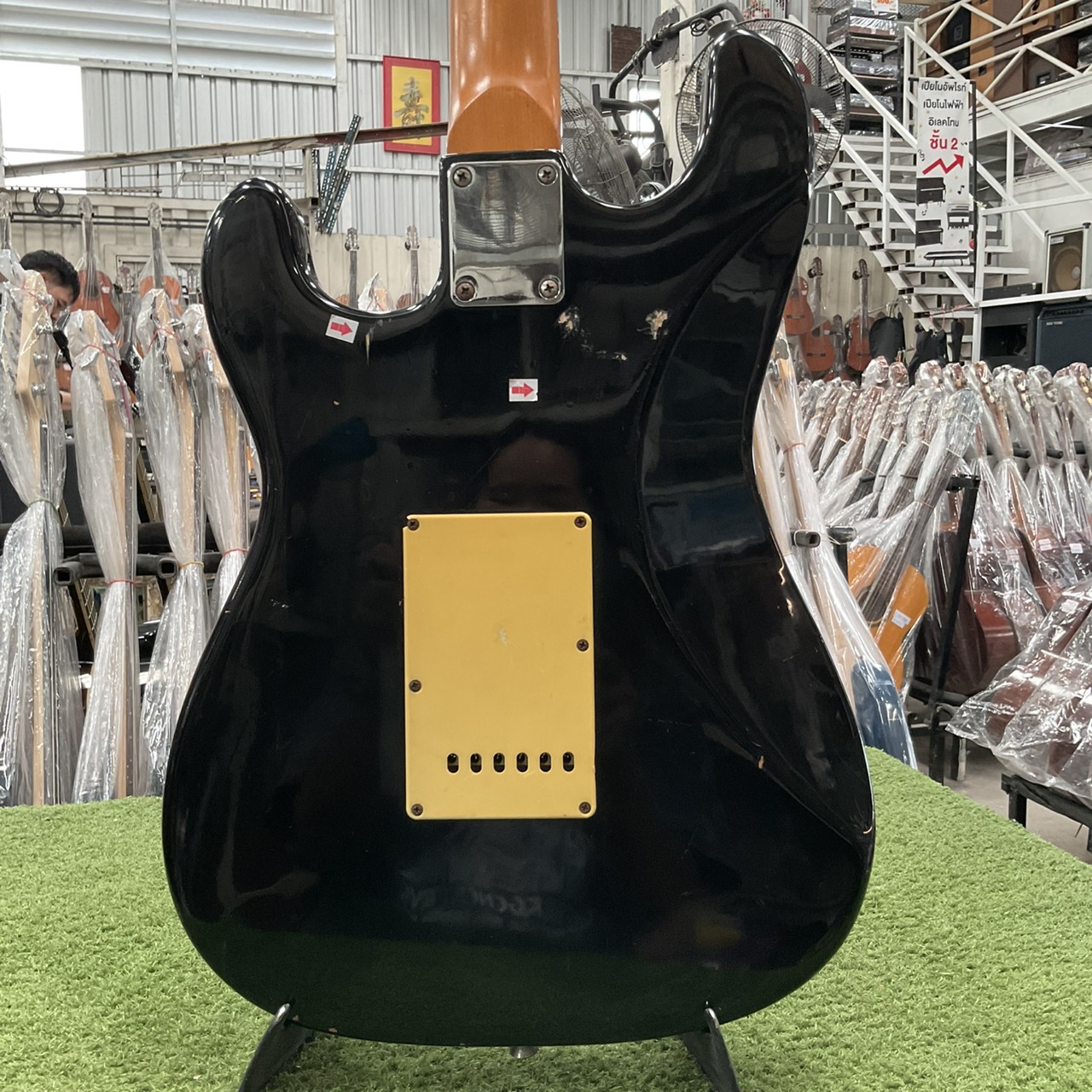 กีต้าร์ไฟฟ้า Photogenic : TRADITIONAL