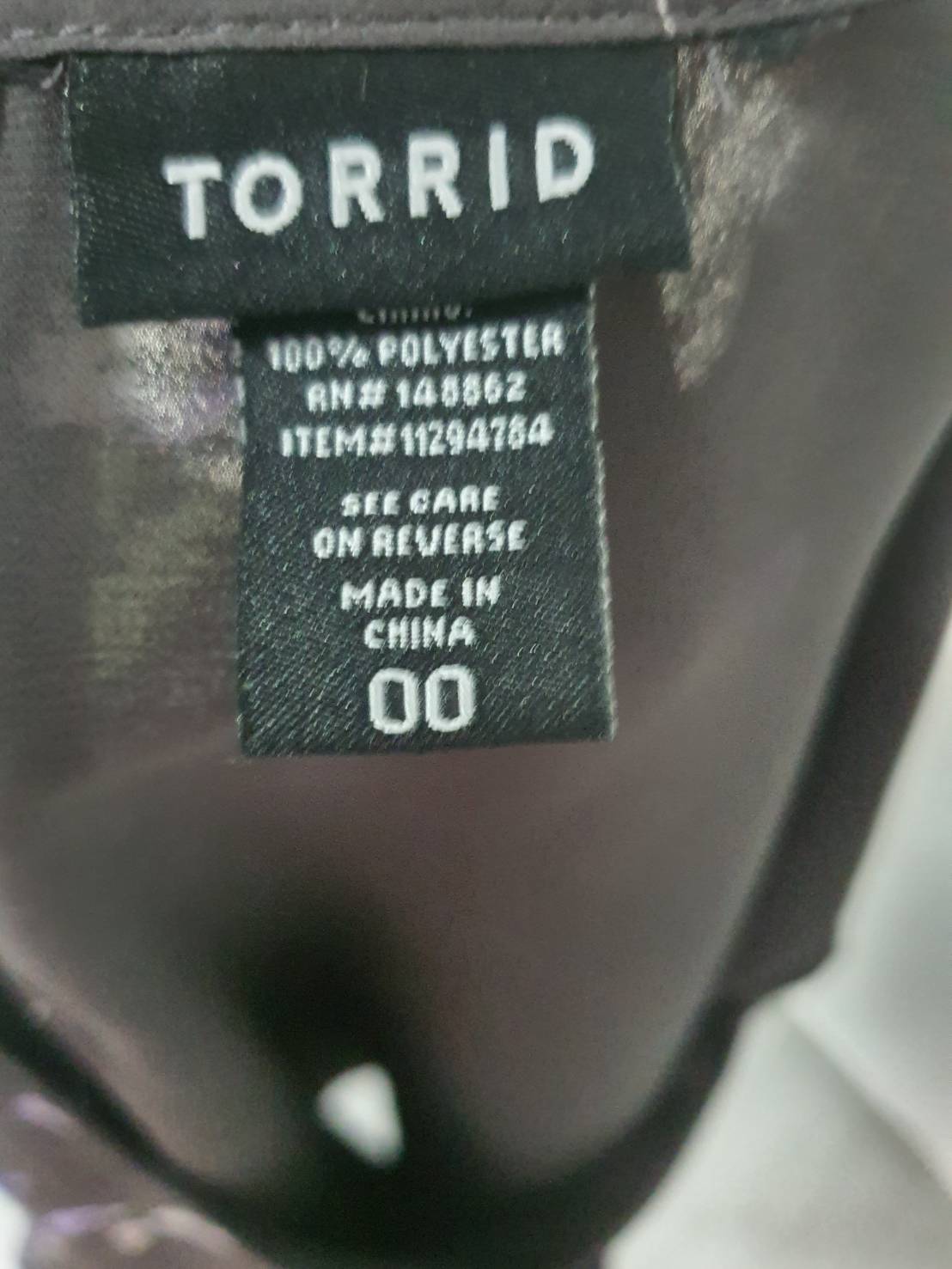 FF05622 เสือผ้าแฟชั่น ชีฟอง สีเทาดำ แบรนด์ TORRID อก 42 นิ้ว