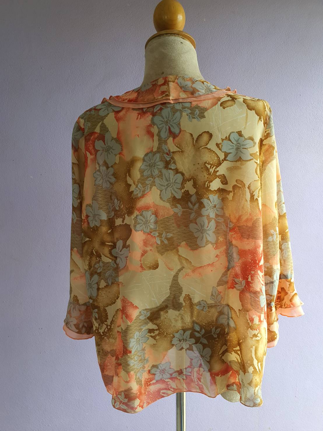 FF03808 เสื้อคลุมแฟชั่น สีโอรสลายดอกไม้ แบรนด์ Luigia อก free-45 นิ้ว