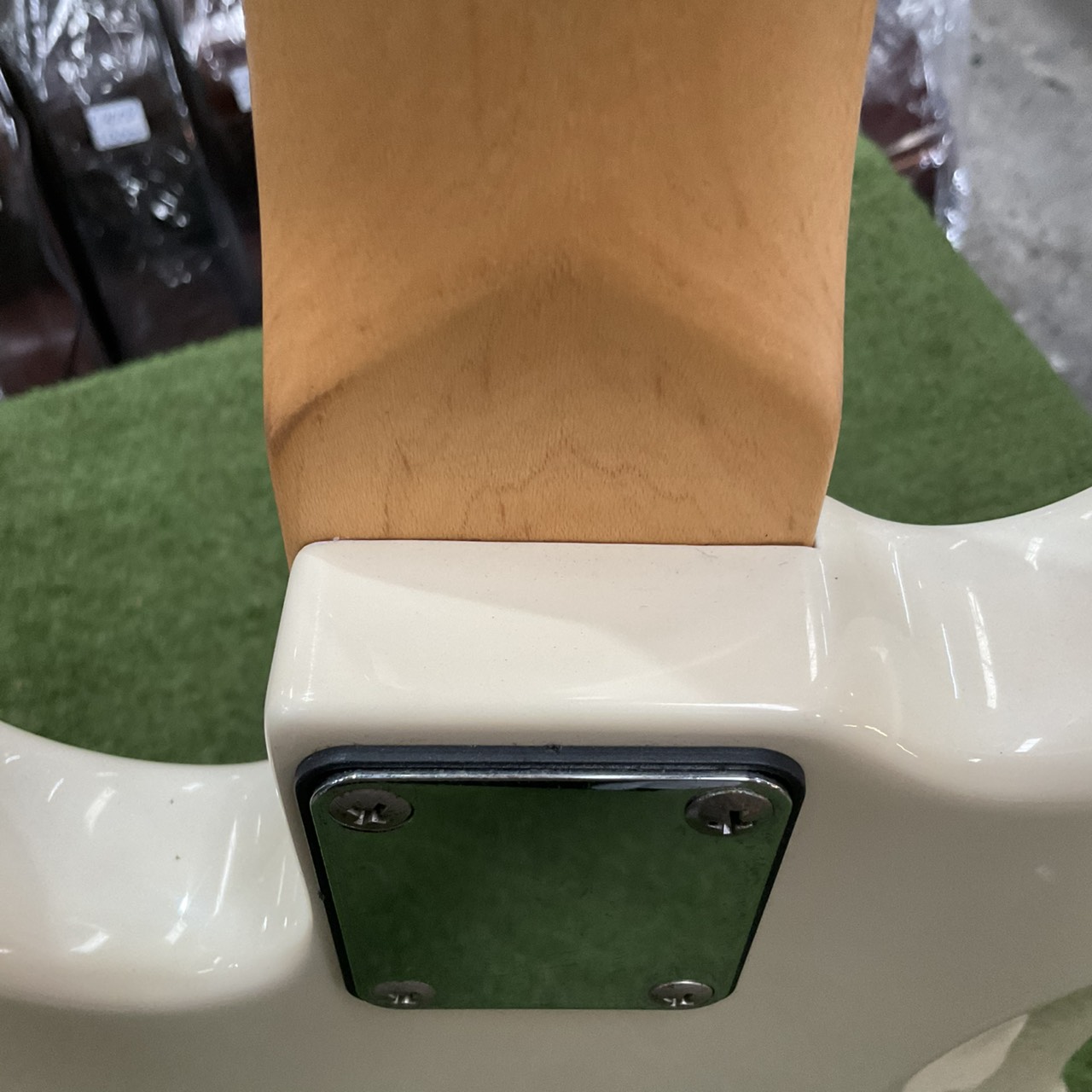 กีต้าร์เบส Edgar