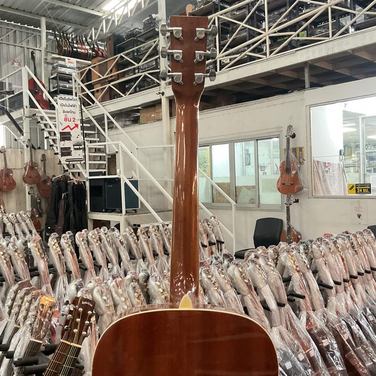 กีต้าร์โปร่ง HONEY BEE : F-15 N