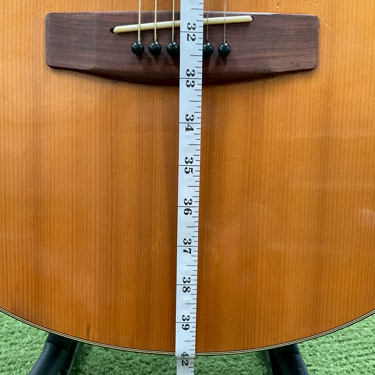 กีต้าร์โปร่ง YAMAHA : FG-130