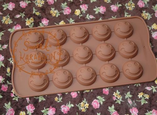 พิมพ์ซิลิโคน SMILEY 5 กรัม 15 หลุม ทำสบู่ ทำเทียน