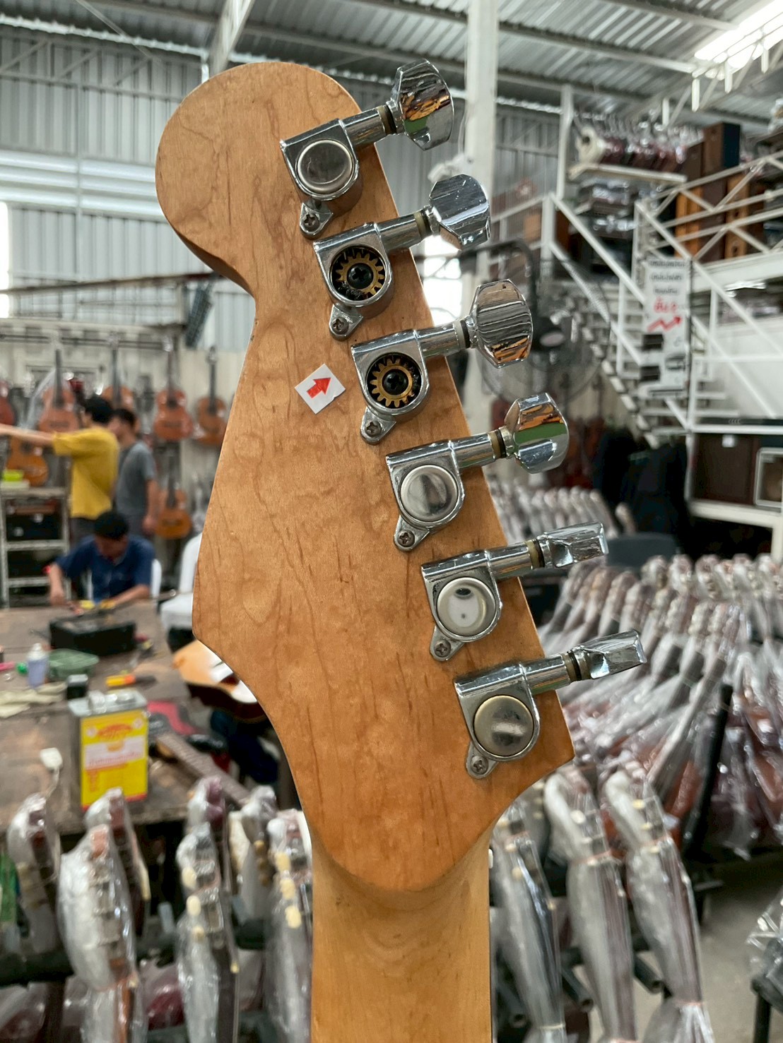 กีต้าร์ไฟฟ้า Legend