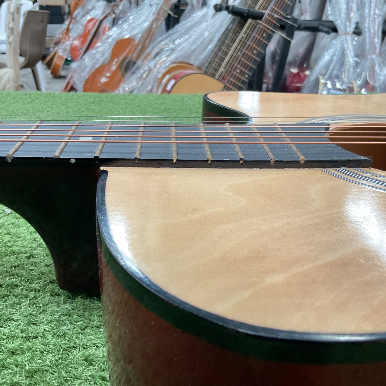 กีต้าร์โปร่ง Chelldee : 38C