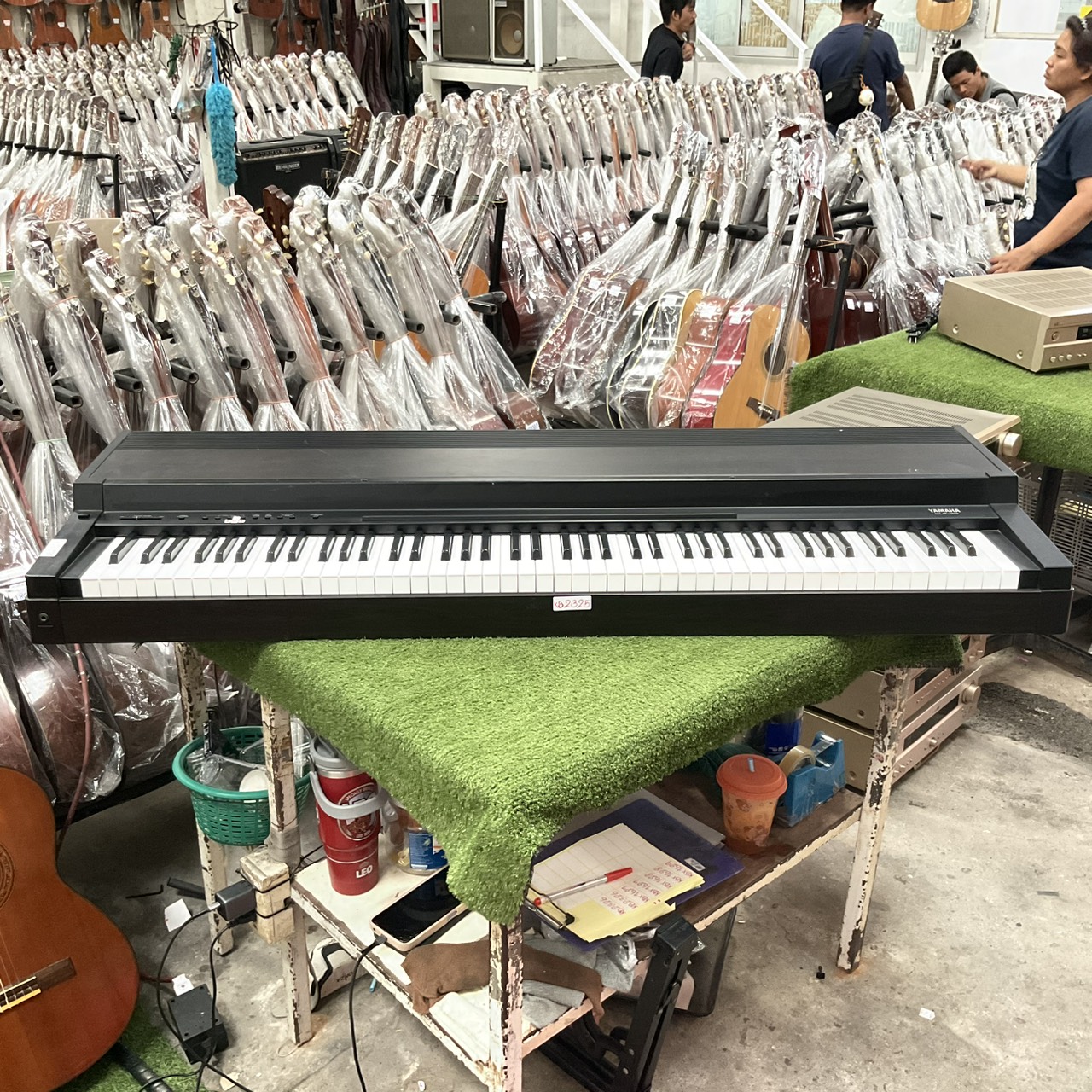 เปียโน YAMAHA : Clavinova CLP-30