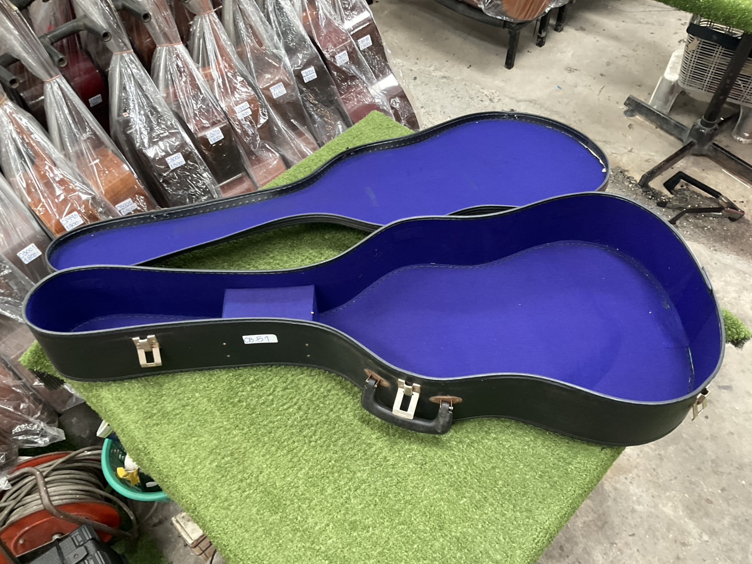 กล่องเคสกีต้าร์คลาสสิค