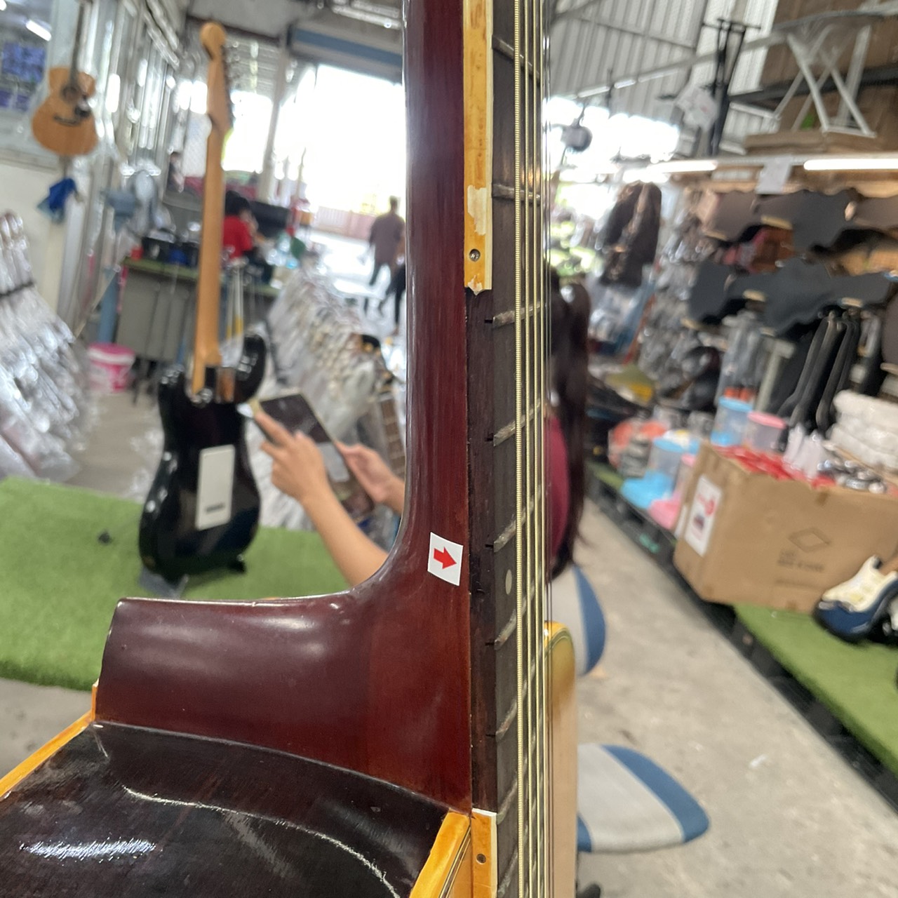 กีต้าร์โปร่ง Morris : W-23