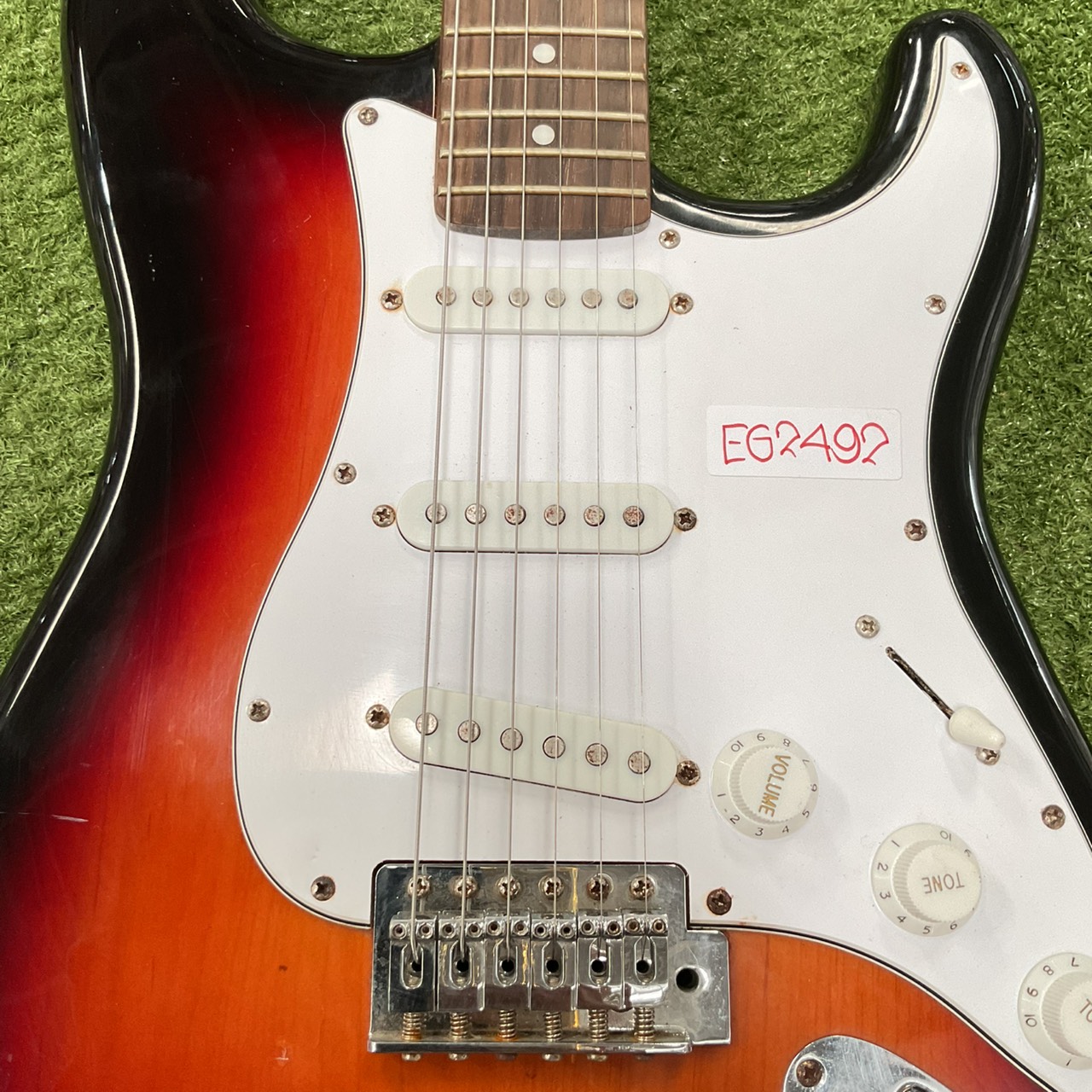 กีต้าร์ไฟฟ้า BUSKER'S